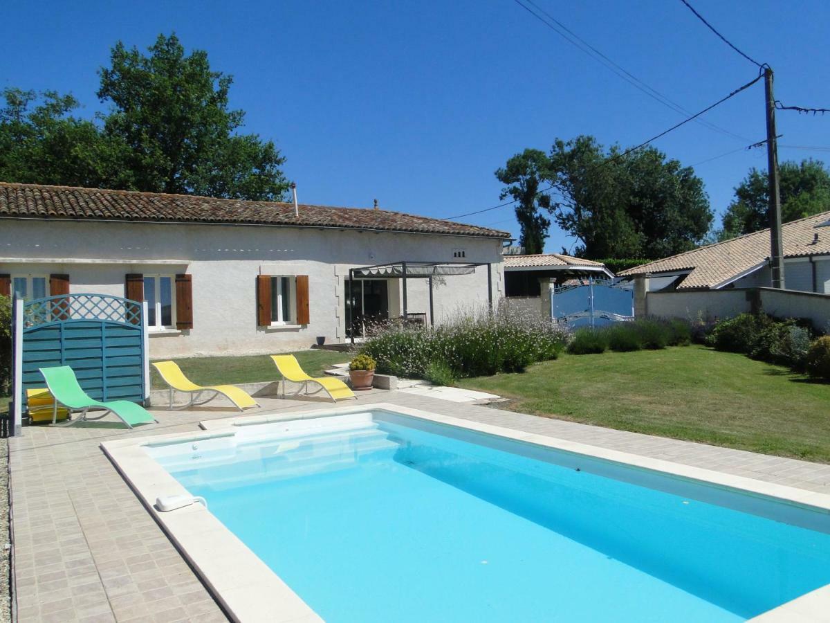 Le gite du gueurlet Boresse-et-Martron Extérieur photo